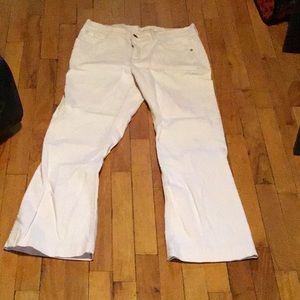 NWOT Womens light pink jeans, size 10, brand “Foster”